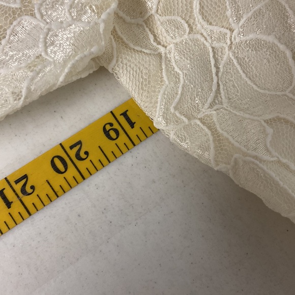 Lisa Michaels Cream color blazer skirt set size 16 - Picture 4 of 9